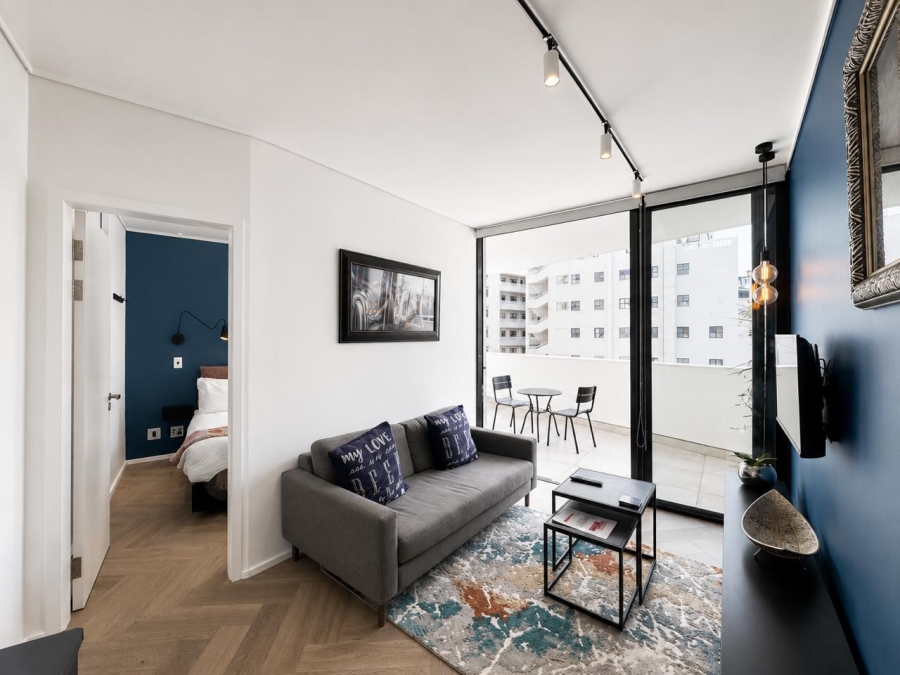 1 Bedroom Property for Sale in Sea Point Western Cape